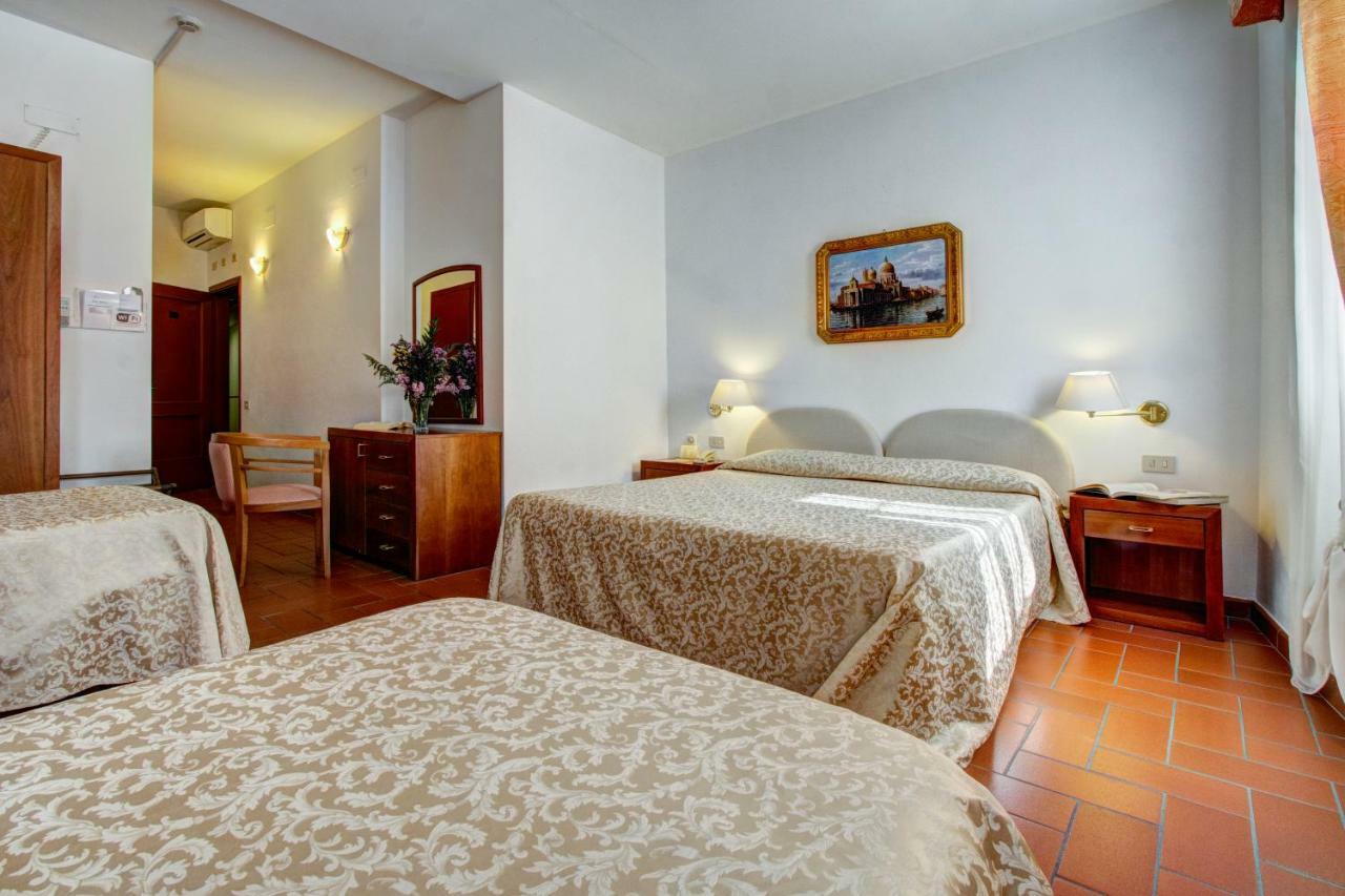 Hotel San Lino Volterra Exteriör bild